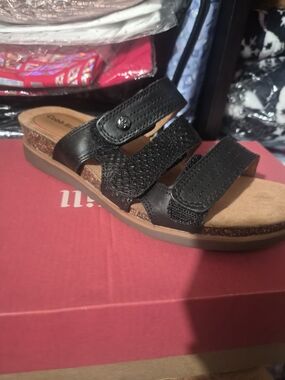 Cobb Hill Tan Suede Slip-On Sandal